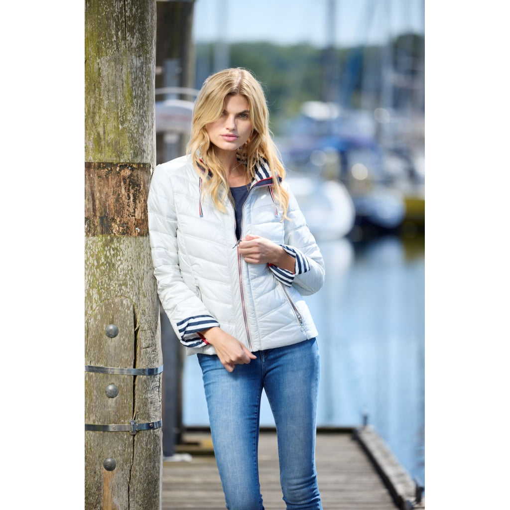 Junge Elizabeth Kv. 66 91-Silver