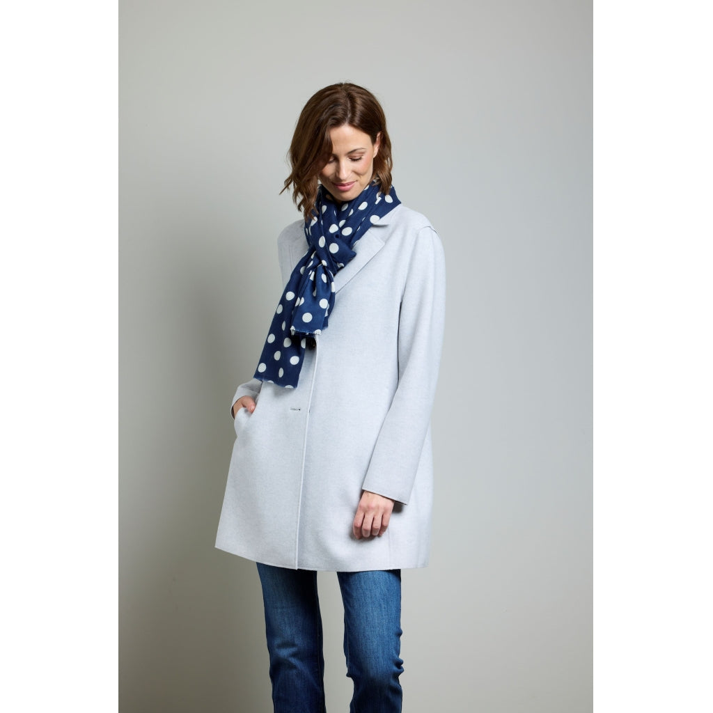 Junge Nina Kv. 95 50-Deep blue dot