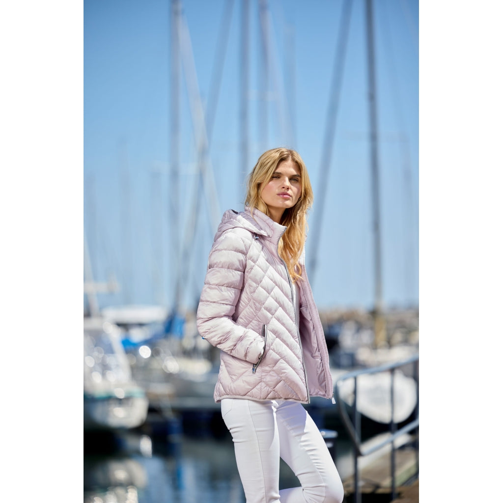 Junge Naja Kv. 62 37-Lavender